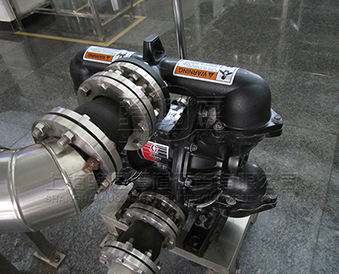 不銹鋼美標(biāo)<a href=http://www.xinligd.com target=_blank class=infotextkey>橡膠接頭</a>